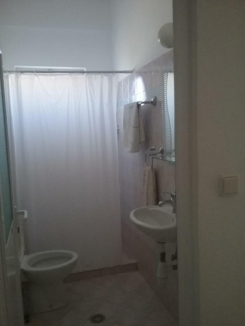 Hotel Mikela クサミル 部屋 写真